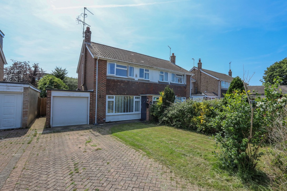 Photo of 139 Orchard Road, Burgess Hill