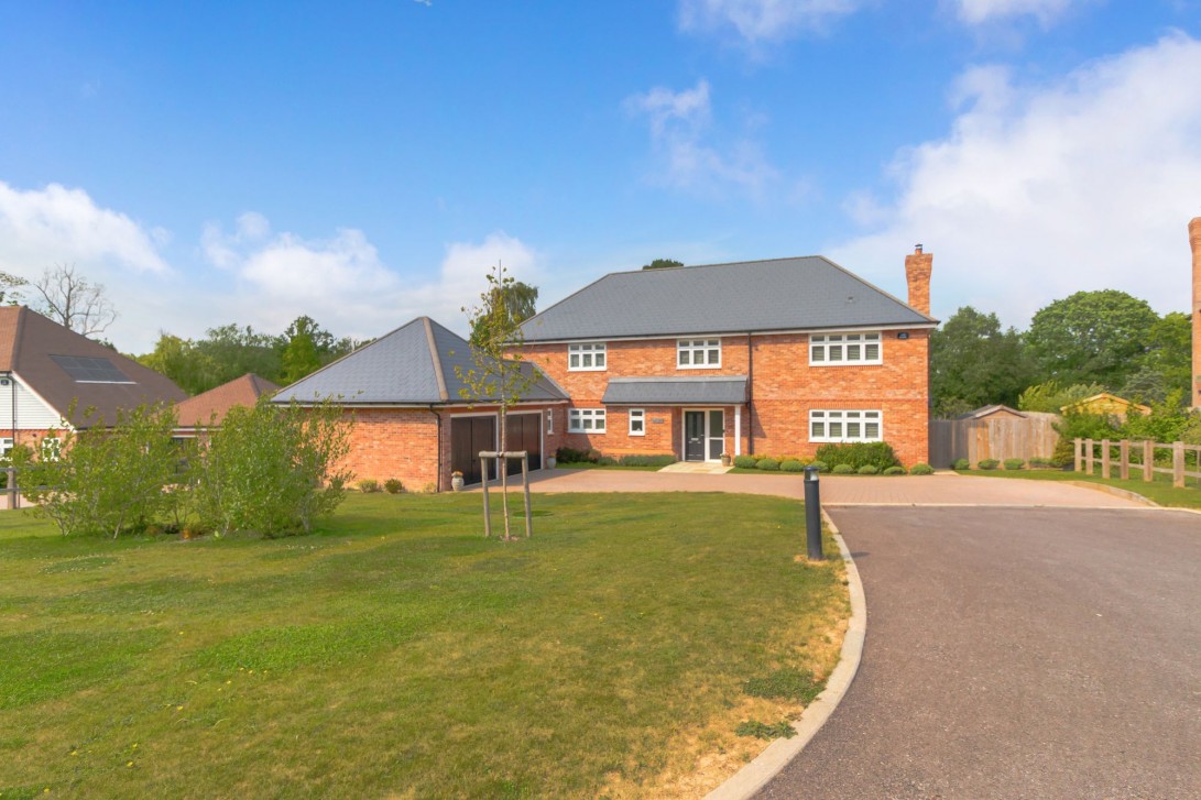 Photo of 2 North Drive Maresfield Park, Uckfield