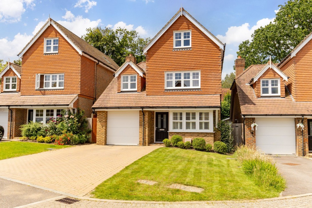 Photo of 10 Hightrees, Crawley