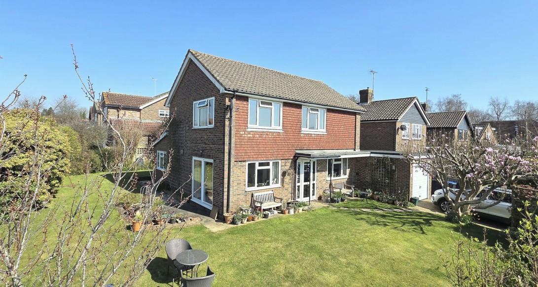 Photo of 6 Munnion Road, Haywards Heath