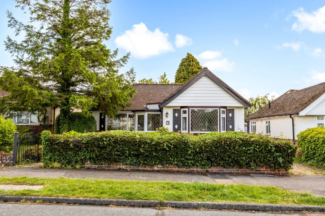 Photo of 10 Mackie Avenue, Hassocks