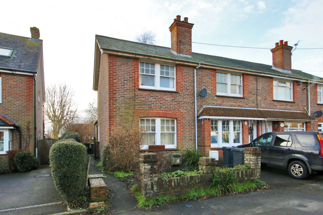 Photo of 20 Gordon Road, Uckfield