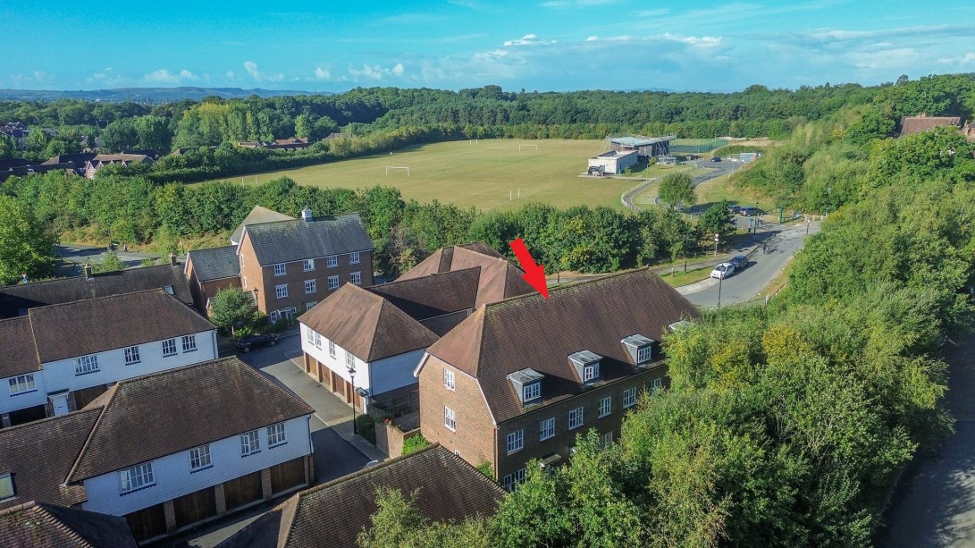 Photo of 21 Farriers Lea, Haywards Heath