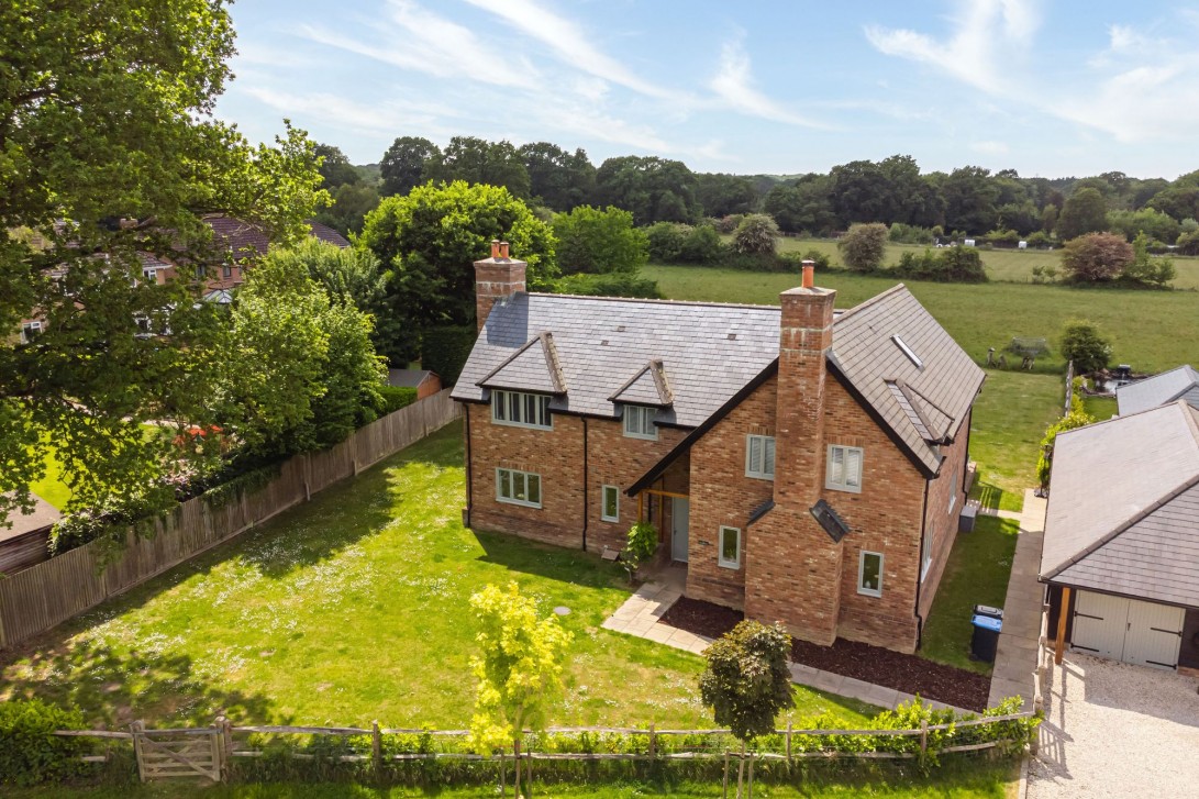 Photo of The Farmhouse, Rowplatt Lane, East Grinstead