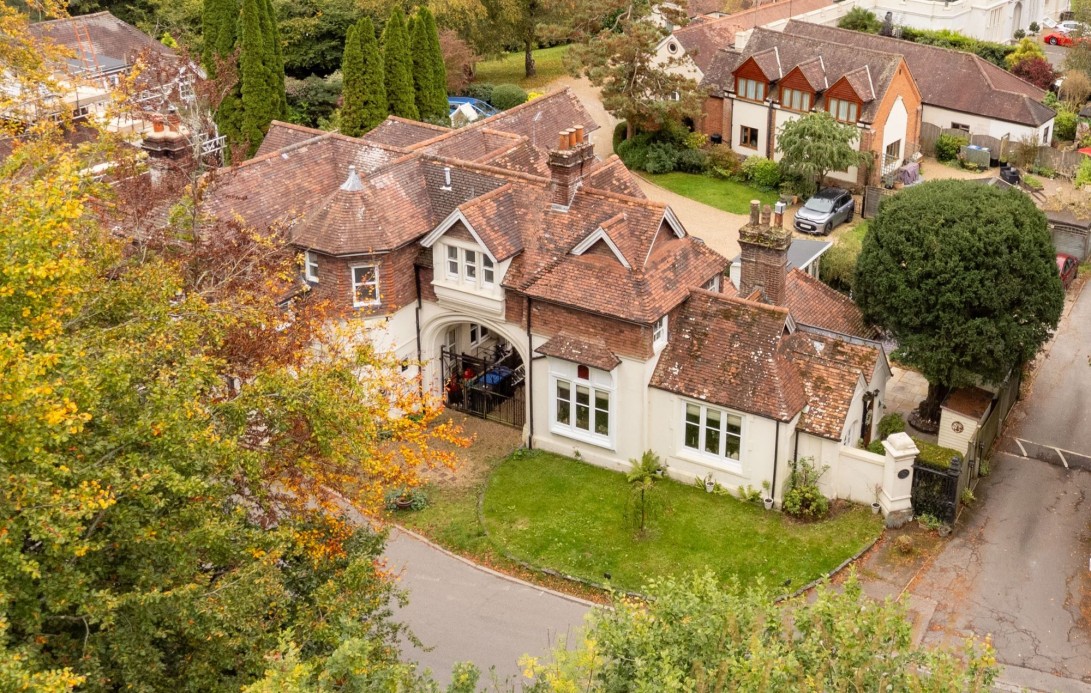 Photo of Gate Lodge Hammerwood Road, East Grinstead