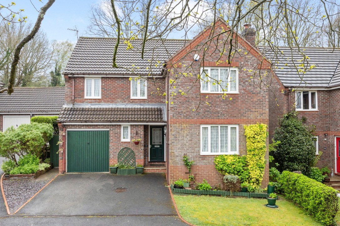 Photo of 38 Pellings Farm Close, Crowborough