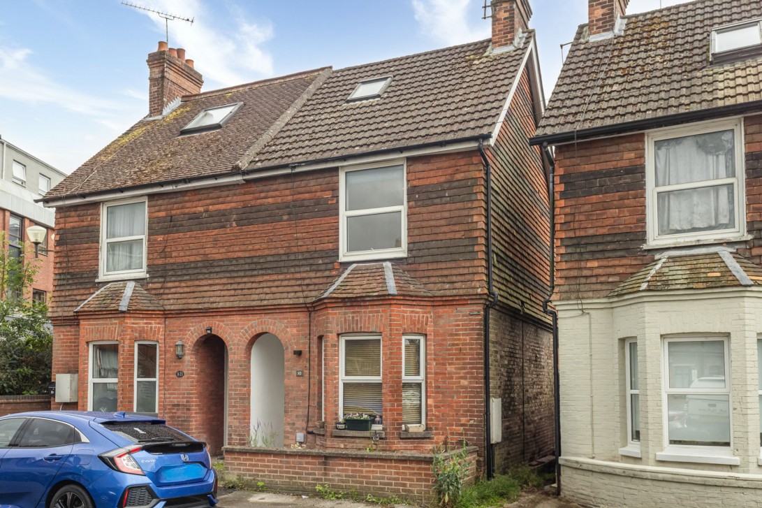 Photo of 10a St. James Road, East Grinstead