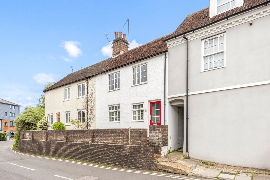 Photo of 1 New Row Tanyard Lane, Steyning