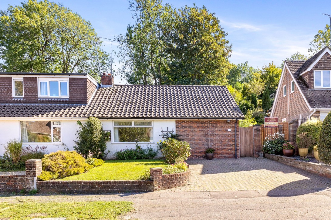 Photo of 15 Penlands Vale, Steyning