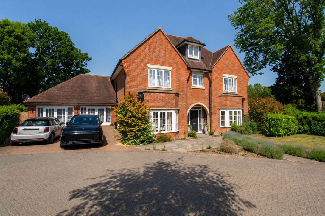Photo of 7 Oldfield Drive, Haywards Heath