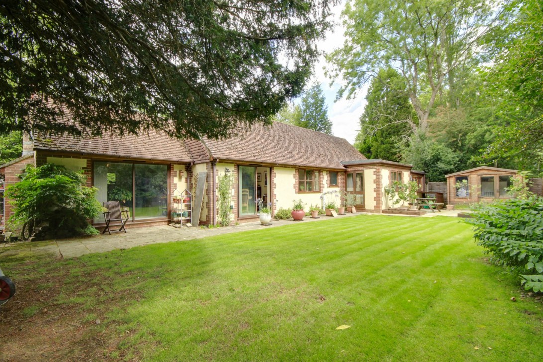 Photo of Willow Pond Cottage, Ditchling Common, East Sussex