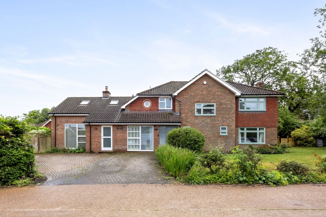 Photo of Chypraze Whitemans Green, Haywards Heath
