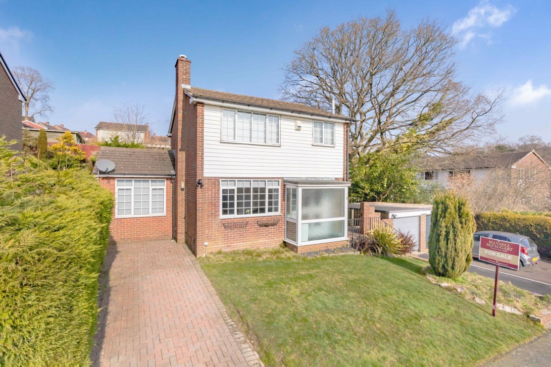 Photo of 2 Rochester Way, Crowborough