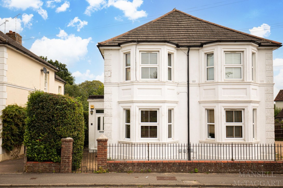 Photo of Flat 3, East Grinstead