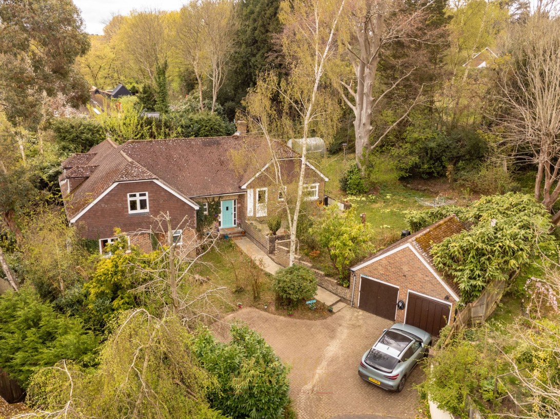 Photo of 5 Broadstone Park Road, Forest Row