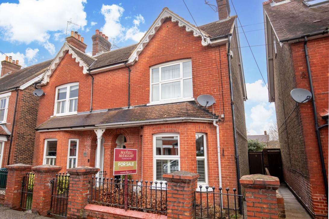Photo of 93 Hazelwick Road, Crawley