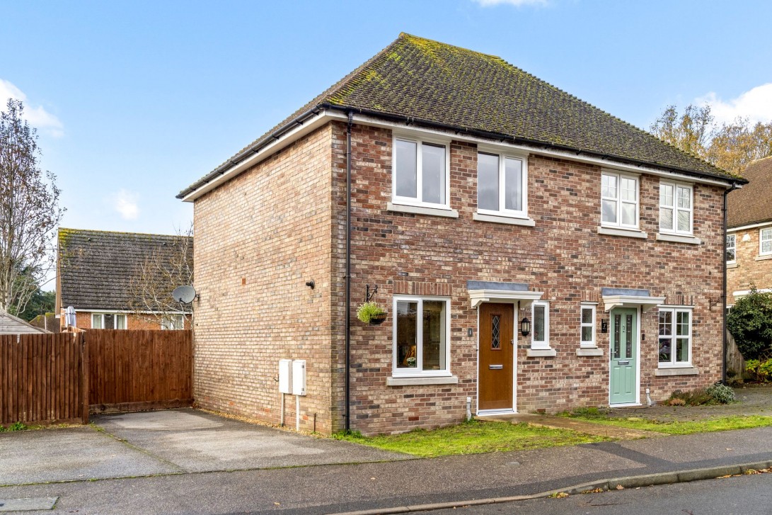 Photo of 1 The Glade, Pulborough