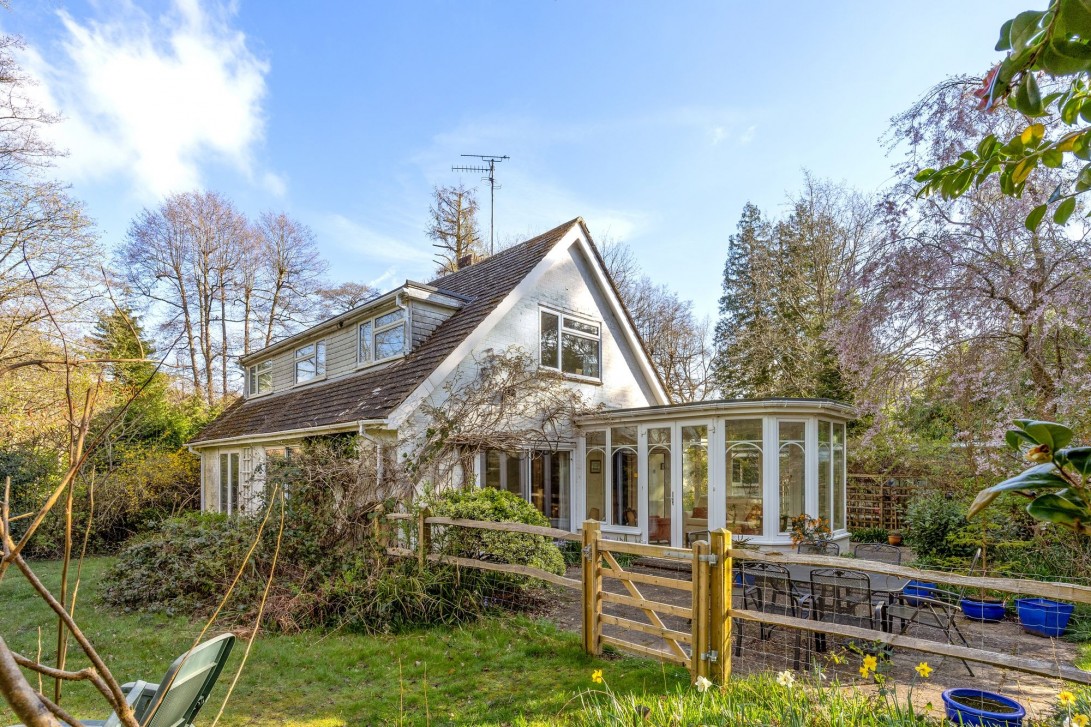 Photo of Ventana Rambledown Lane, Pulborough