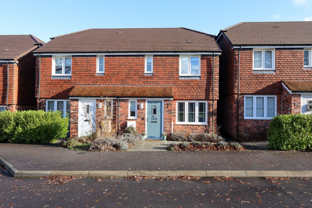 Photo of 105 Icarus Avenue, Burgess Hill