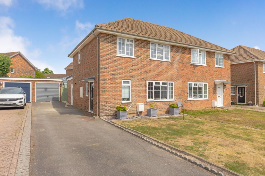 Photo of 9 Sadlers Way, Lewes