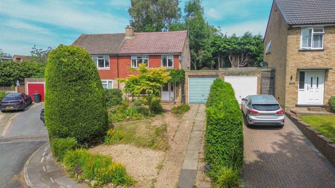 Photo of 27 Southdown Close, Haywards Heath