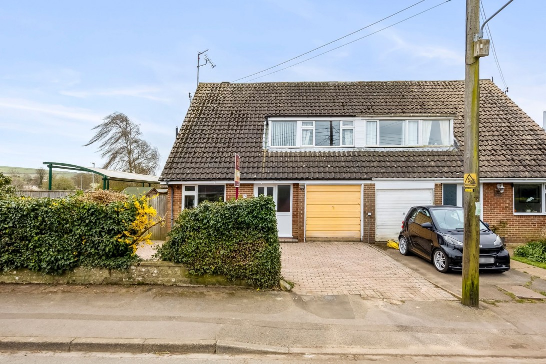 Photo of 5 School Road, Steyning