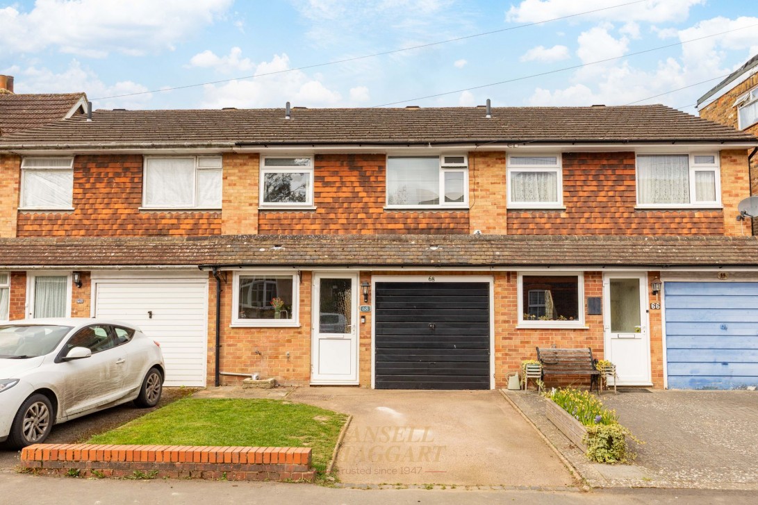 Photo of 68 Trindles Road, Redhill