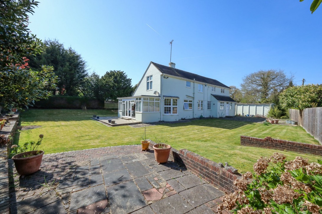 Photo of 54 Ferndale Road, Burgess Hill