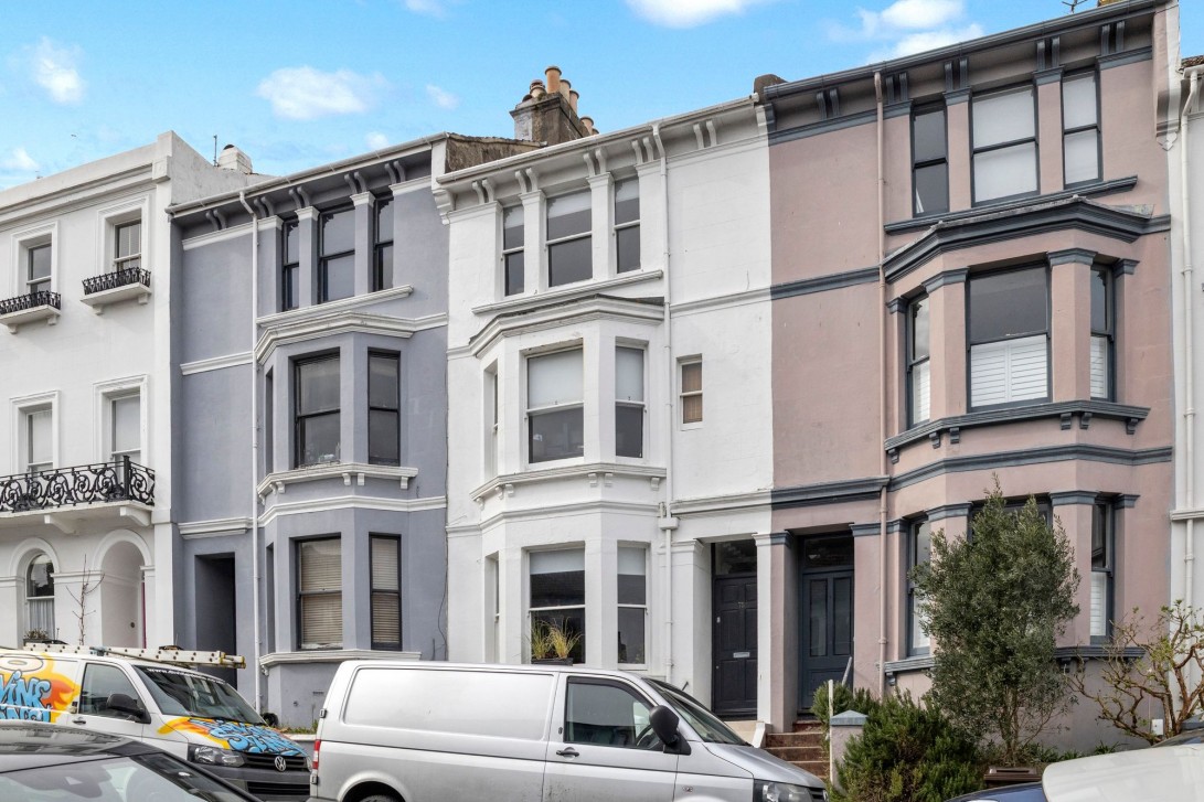Photo of 75 Roundhill Crescent, Brighton