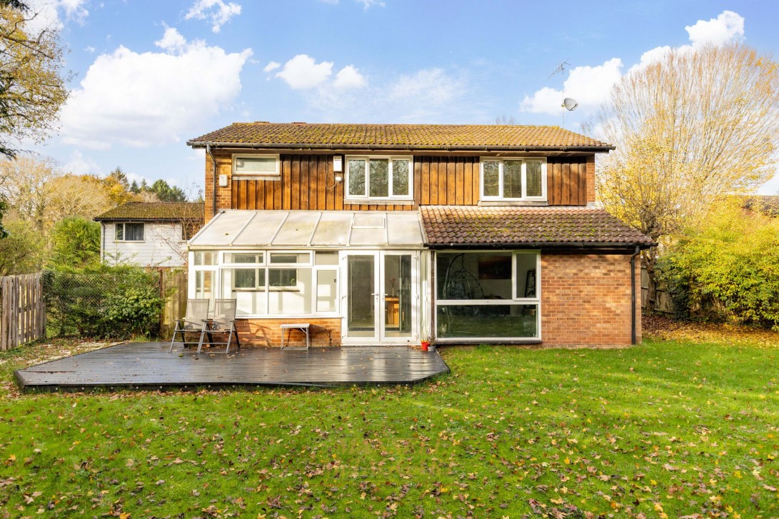 Photo of 64 Erica Way, Crawley