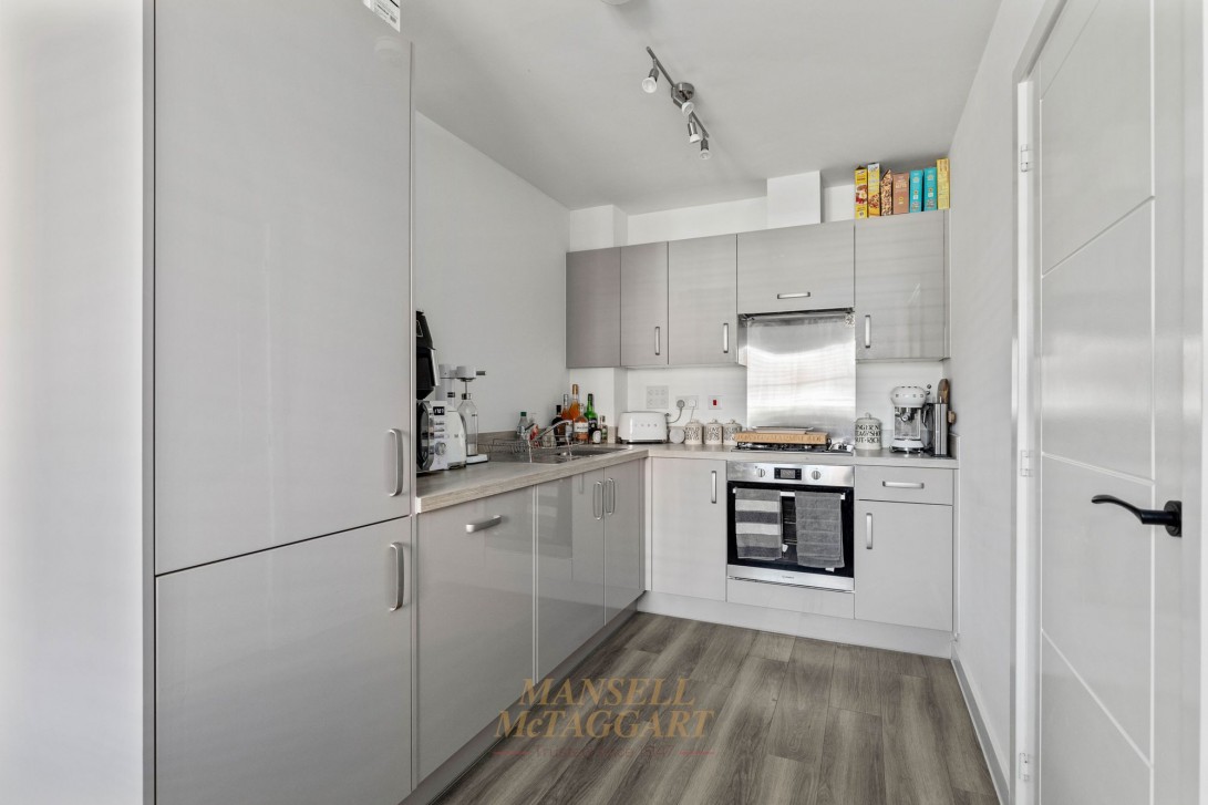 Photo of 102 Hoadley Road, Horley