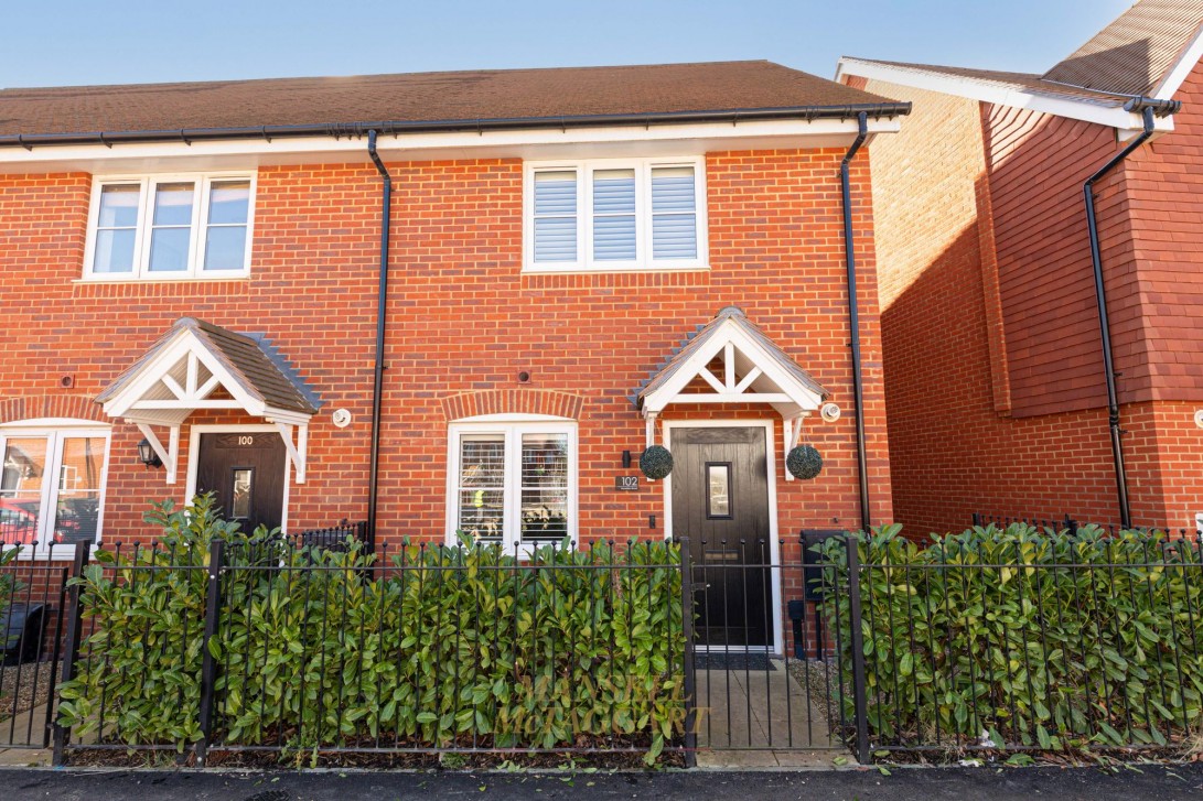 Photo of 102 Hoadley Road, Horley