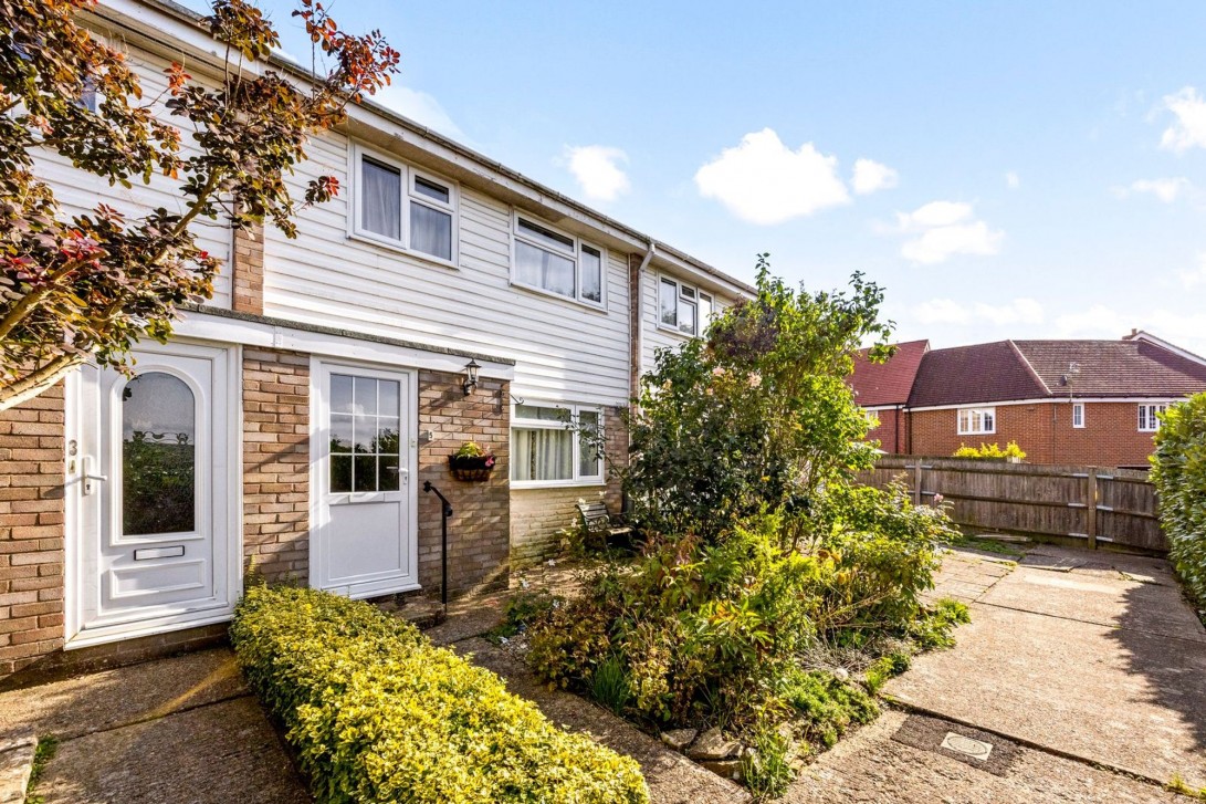 Photo of 5 Wicks Road, Billingshurst