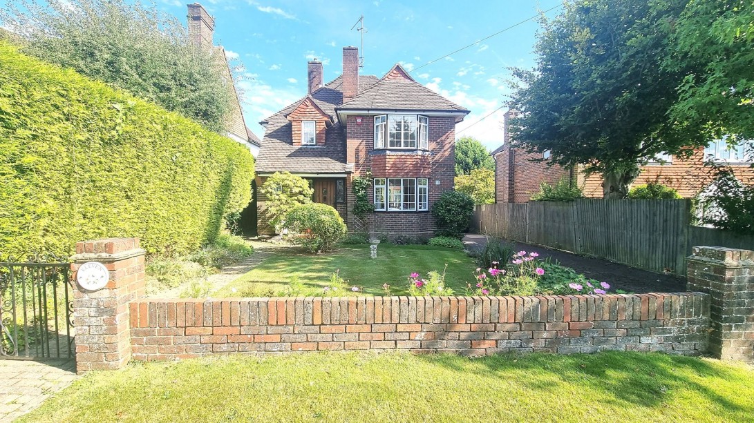 Photo of 11 Beckworth Close, Haywards Heath