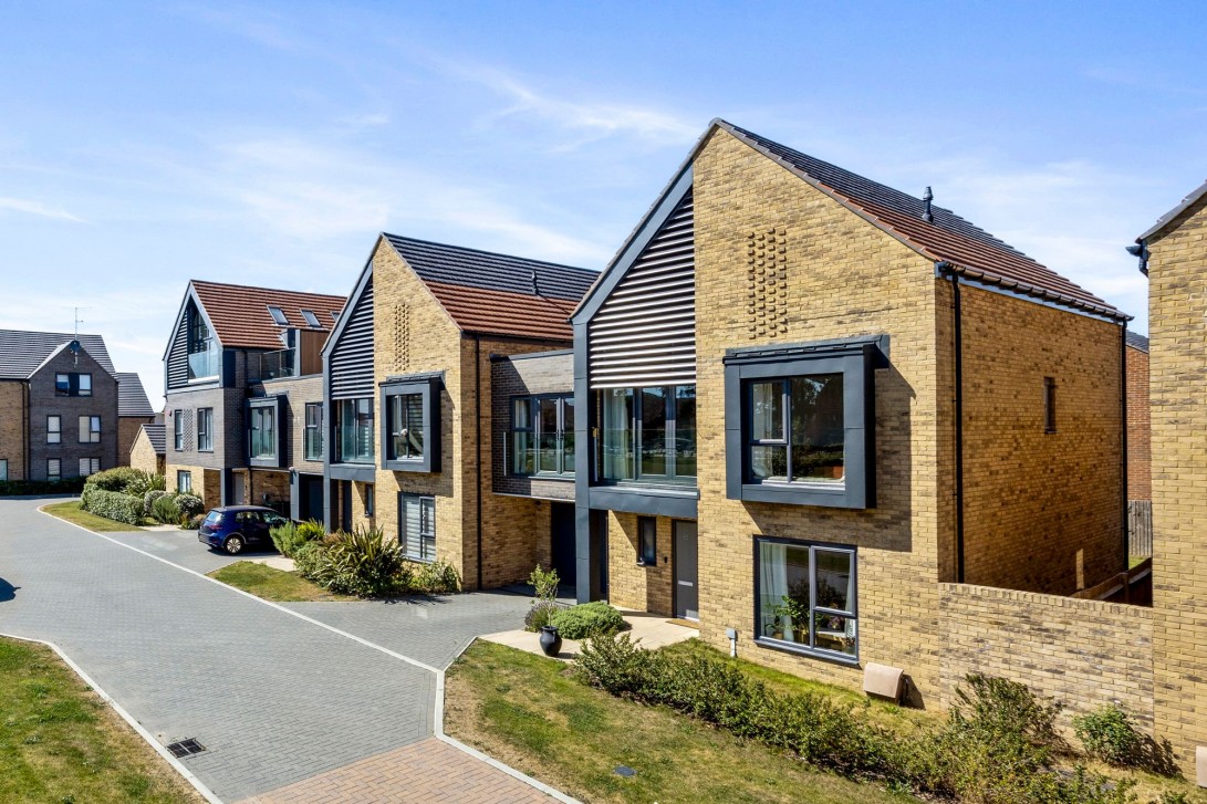 Photo of 12 Songhurst Gardens, Crawley