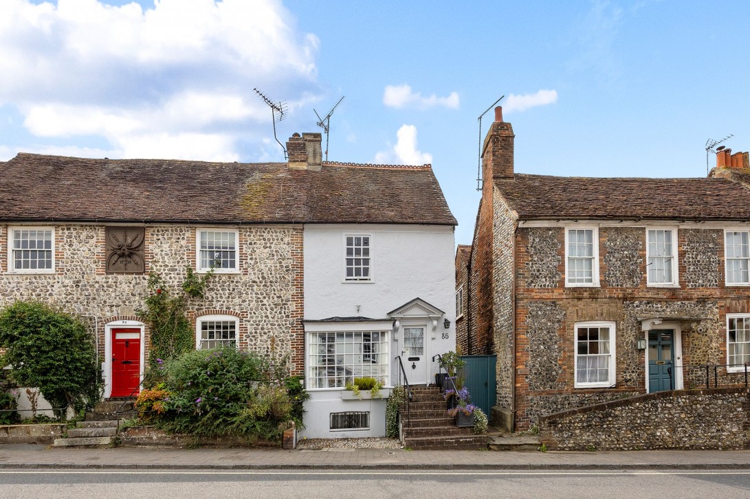 Photo of 85 High Street, Steyning