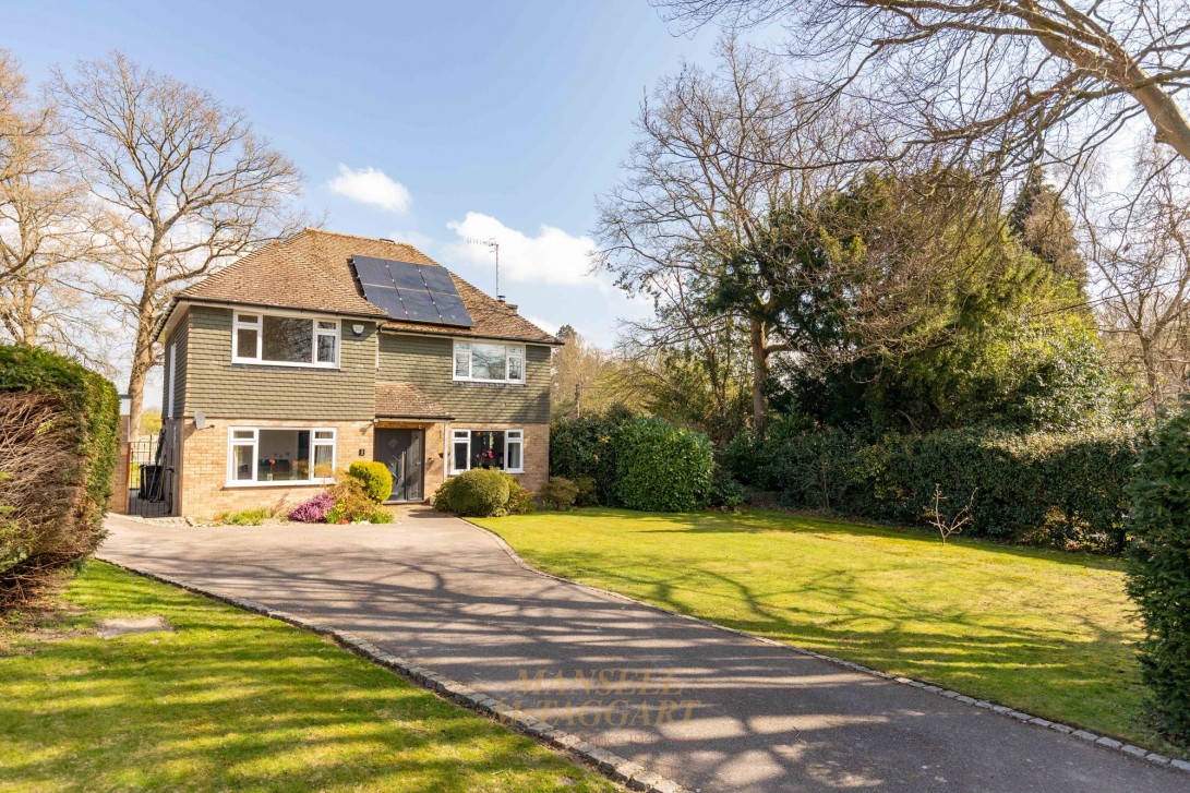 Photo of 1 Clayford, Lingfield