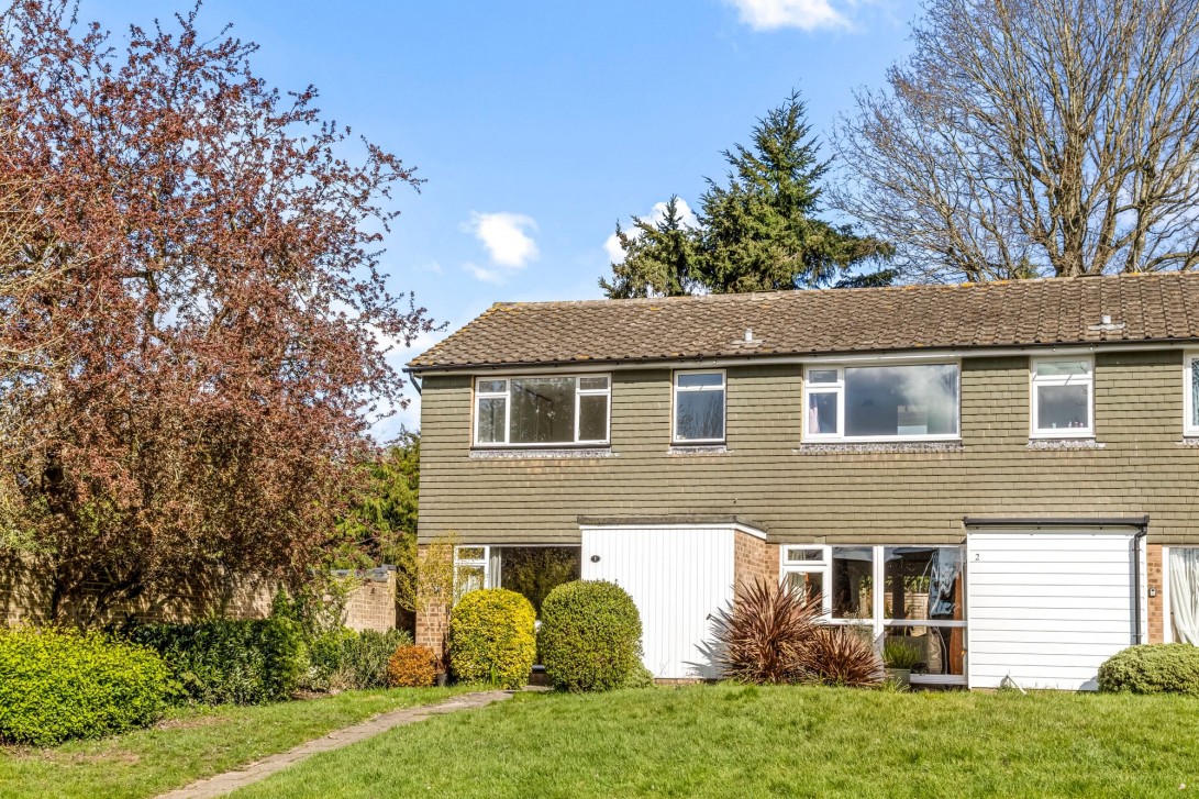 Photo of 1 Saville Gardens, Billingshurst