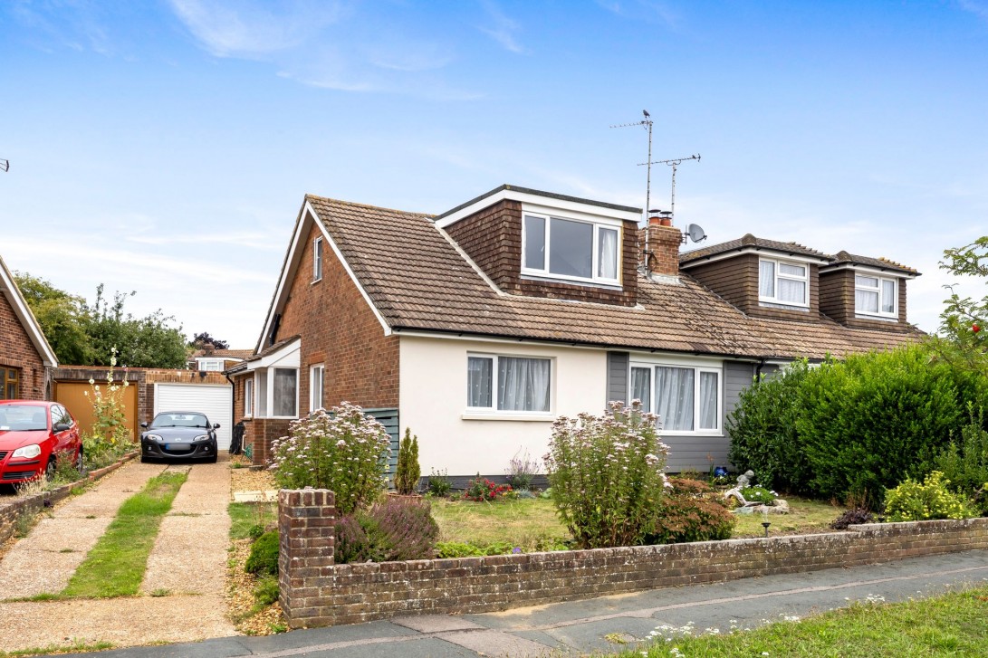 Photo of 4 Dawn Crescent, Steyning
