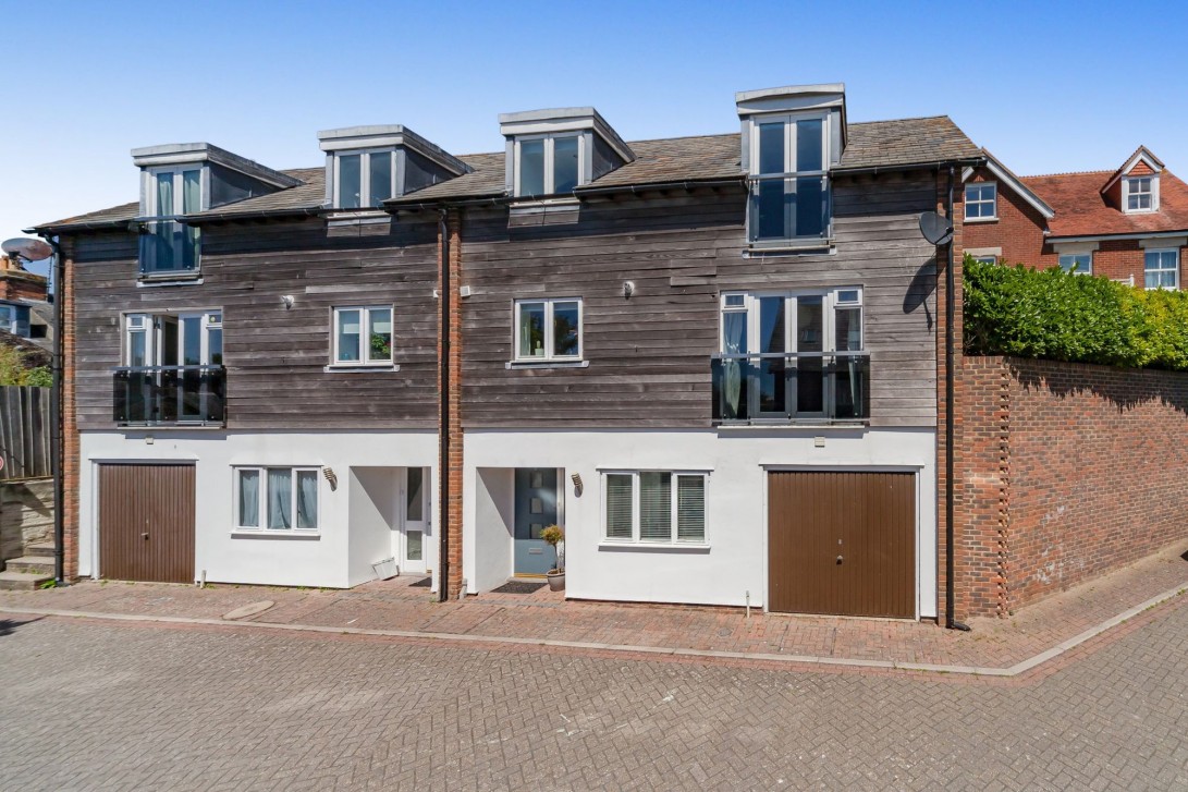Photo of 2 Wallands Park Rise, Lewes