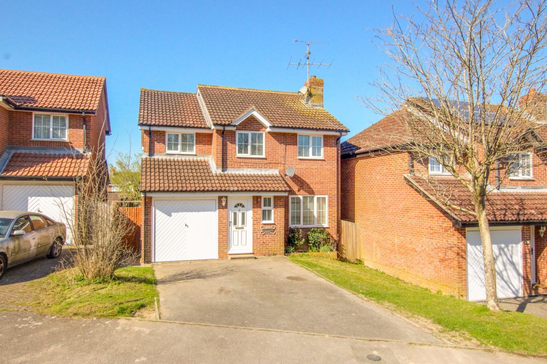 Photo of 1 The Oaks, Haywards Heath
