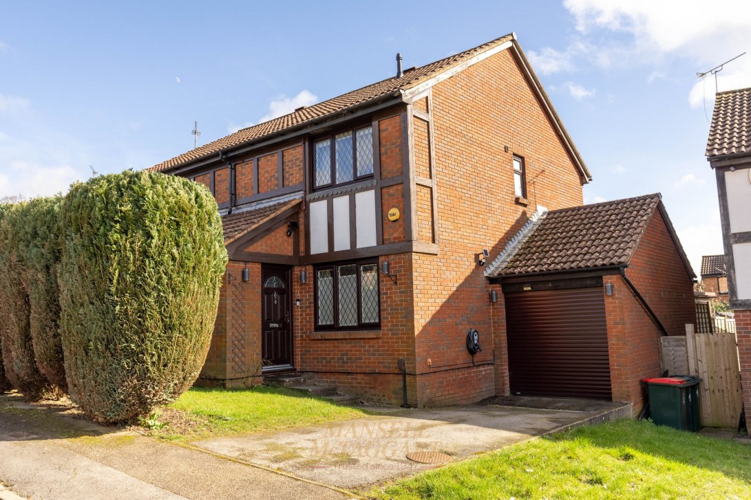 Photo of 4 Thorndyke Close, Crawley