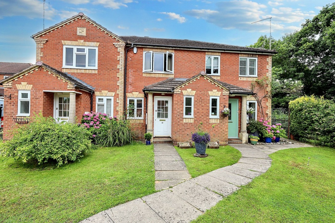 Photo of 10 Blackbird Close, Burgess Hill