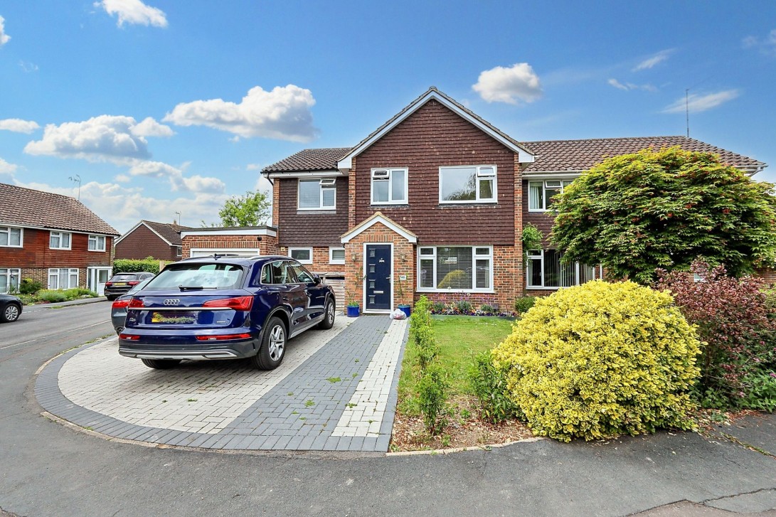 Photo of 46 Valebridge Drive, Burgess Hill