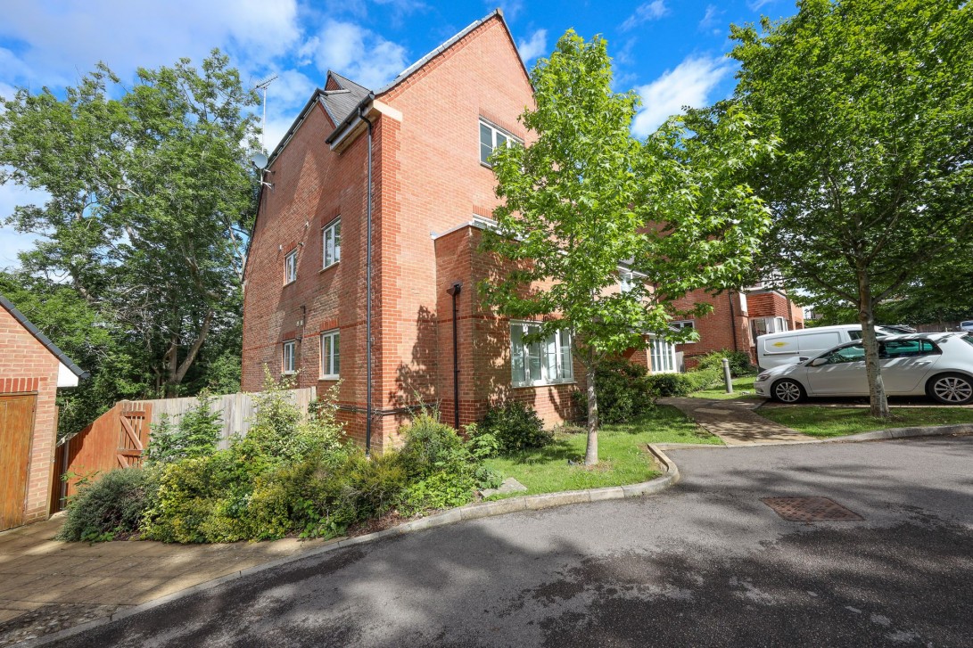 Photo of 10 Barnden Close, Burgess Hill