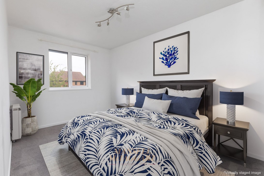 Photo of 28 Oakside Court, Horley