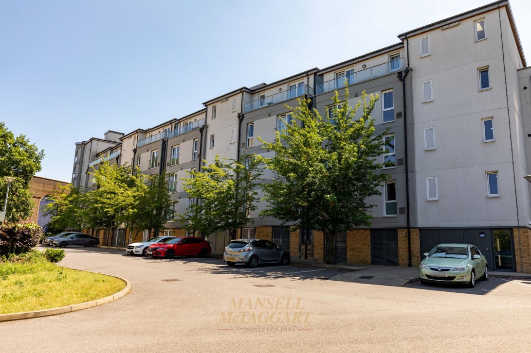 Photo of 49 Bloomery House West Green Drive, Crawley