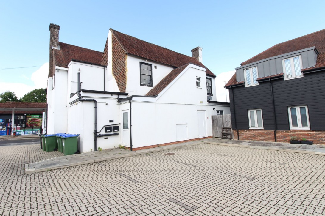 Photo of Flat 1, Kings Court, East Grinstead Road, Lewes