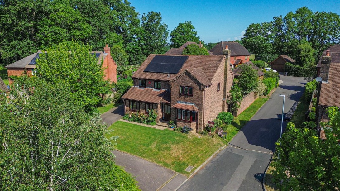 Photo of 11 Strood Gate, Haywards Heath