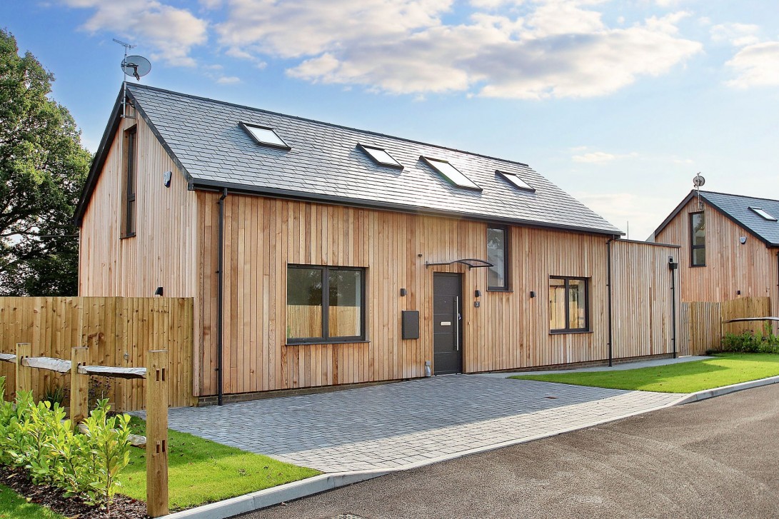 Photo of 3 Maplewood Drive, Lingfield